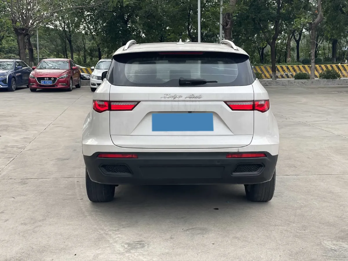 2017 Zotye T700 1.8T 177HP L4 6DCT,autocango,china used car exporter,china ev exporter,chinese used car exporter,chinese used ev exporter