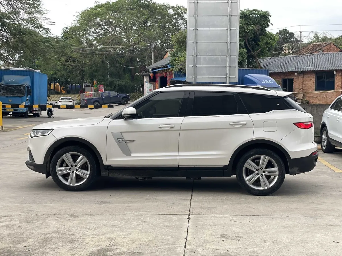 2017 Zotye T700 1.8T 177HP L4 6DCT,autocango,china used car exporter,china ev exporter,chinese used car exporter,chinese used ev exporter