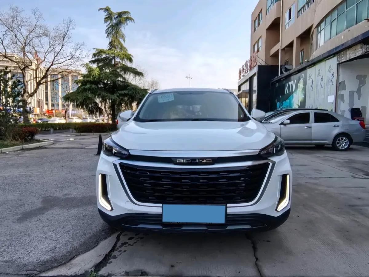 2019 BeiJing Auto X3 1.5T 150HP L4 6MT,autocango,china used car exporter,china ev exporter,chinese used car exporter,chinese used ev exporter