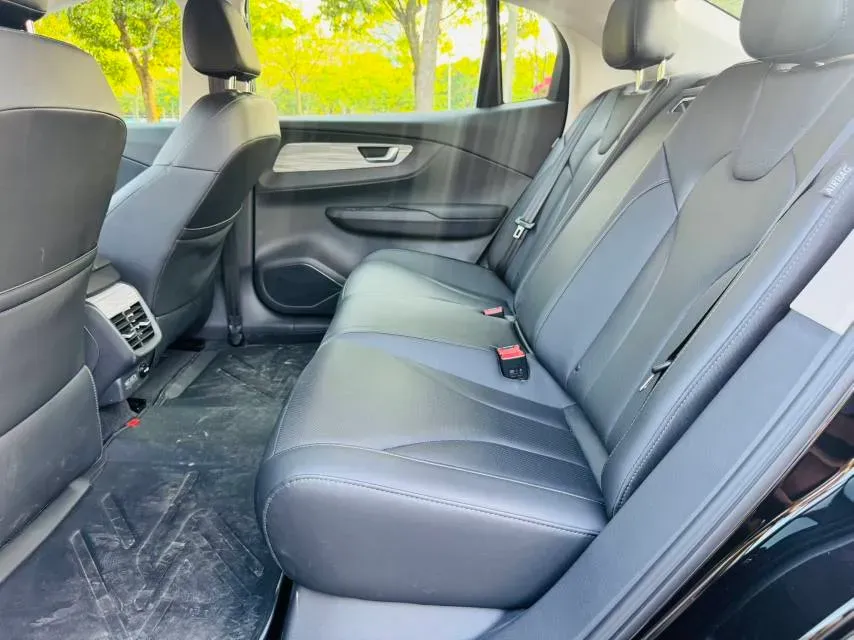 2024 HongQi E-QM5 BEV 72KWH,autocango,china used car exporter,china ev exporter,chinese used car exporter,chinese used ev exporter