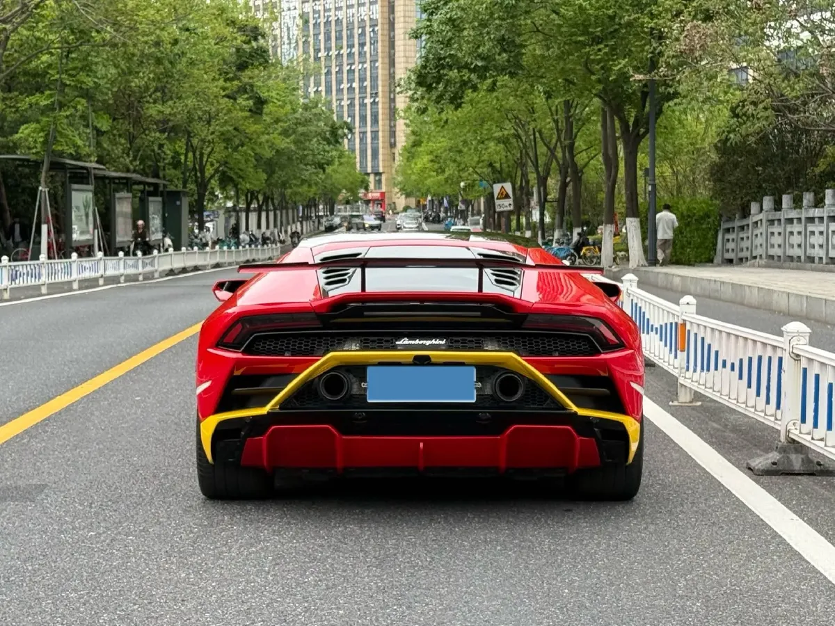 2020 Lamborghini Huracán 5.2L 611HP V10 7DCT,autocango,china used car exporter,china ev exporter,chinese used car exporter,chinese used ev exporter