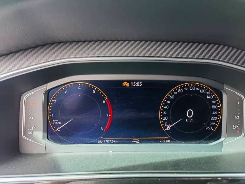 2025 Volkswagen Tiguan L 2.0T 186HP L4 7DCT,autocango,china used car exporter,china ev exporter,chinese used car exporter,chinese used ev exporter