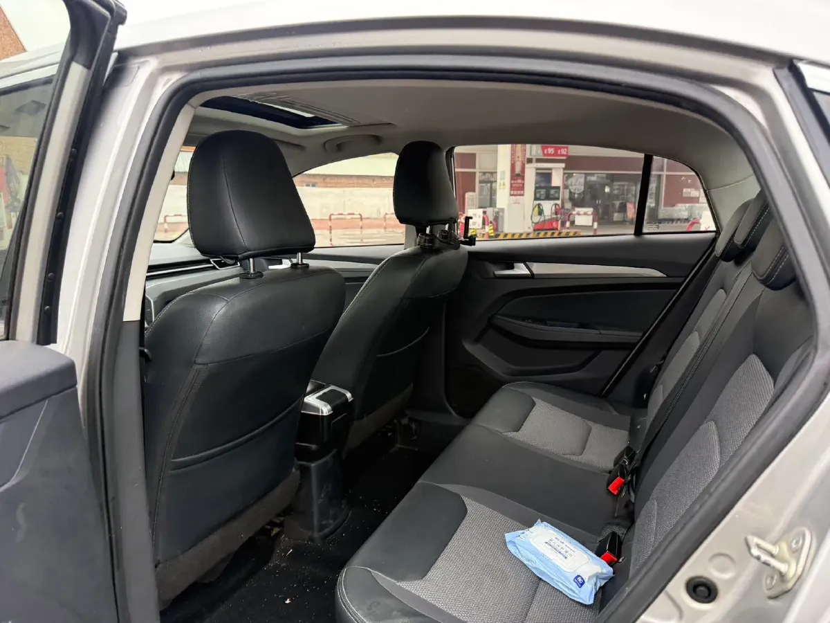 2018 FAW Jumpal A50 1.5L 113HP L4 5MT,autocango,china used car exporter,china ev exporter,chinese used car exporter,chinese used ev exporter