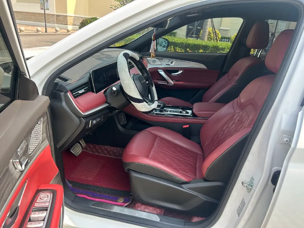 2023 Jetour X70 Plus 1.6T 197HP L4 7DCT,autocango,china used car exporter,china ev exporter,chinese used car exporter,chinese used ev exporter