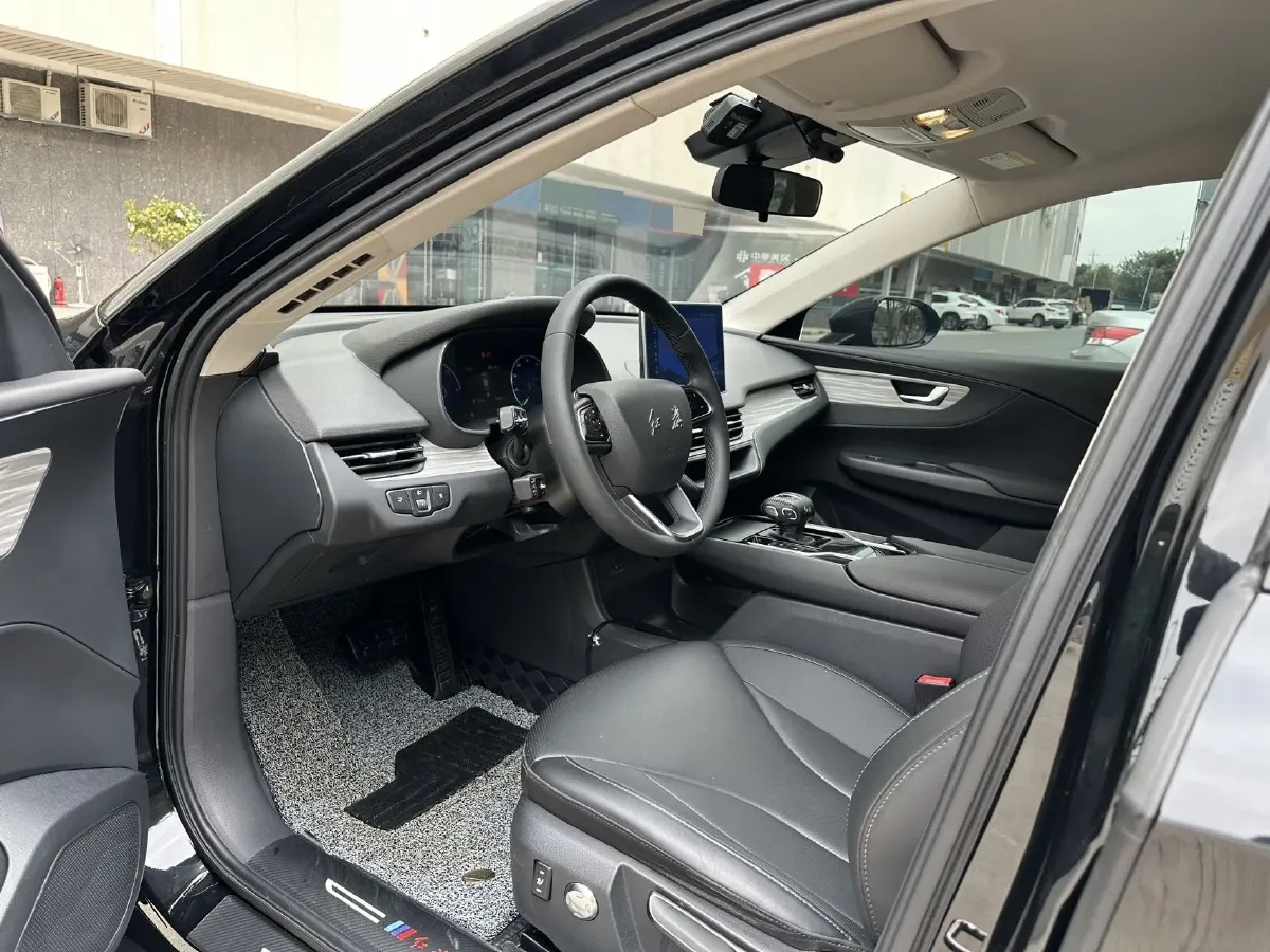 2024 HongQi E-QM5 BEV 72KWH,autocango,china used car exporter,china ev exporter,chinese used car exporter,chinese used ev exporter