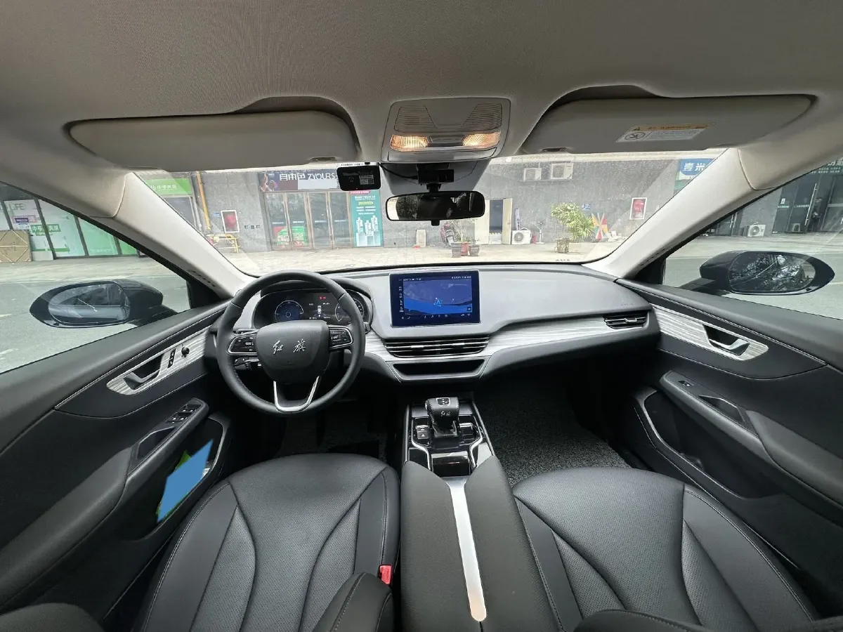 2024 HongQi E-QM5 BEV 72KWH,autocango,china used car exporter,china ev exporter,chinese used car exporter,chinese used ev exporter