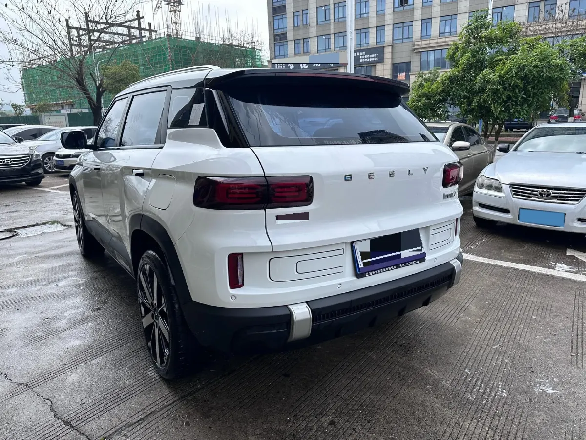 2023 Geely ICON 1.5T 181HP L4 7DCT,autocango,china used car exporter,china ev exporter,chinese used car exporter,chinese used ev exporter
