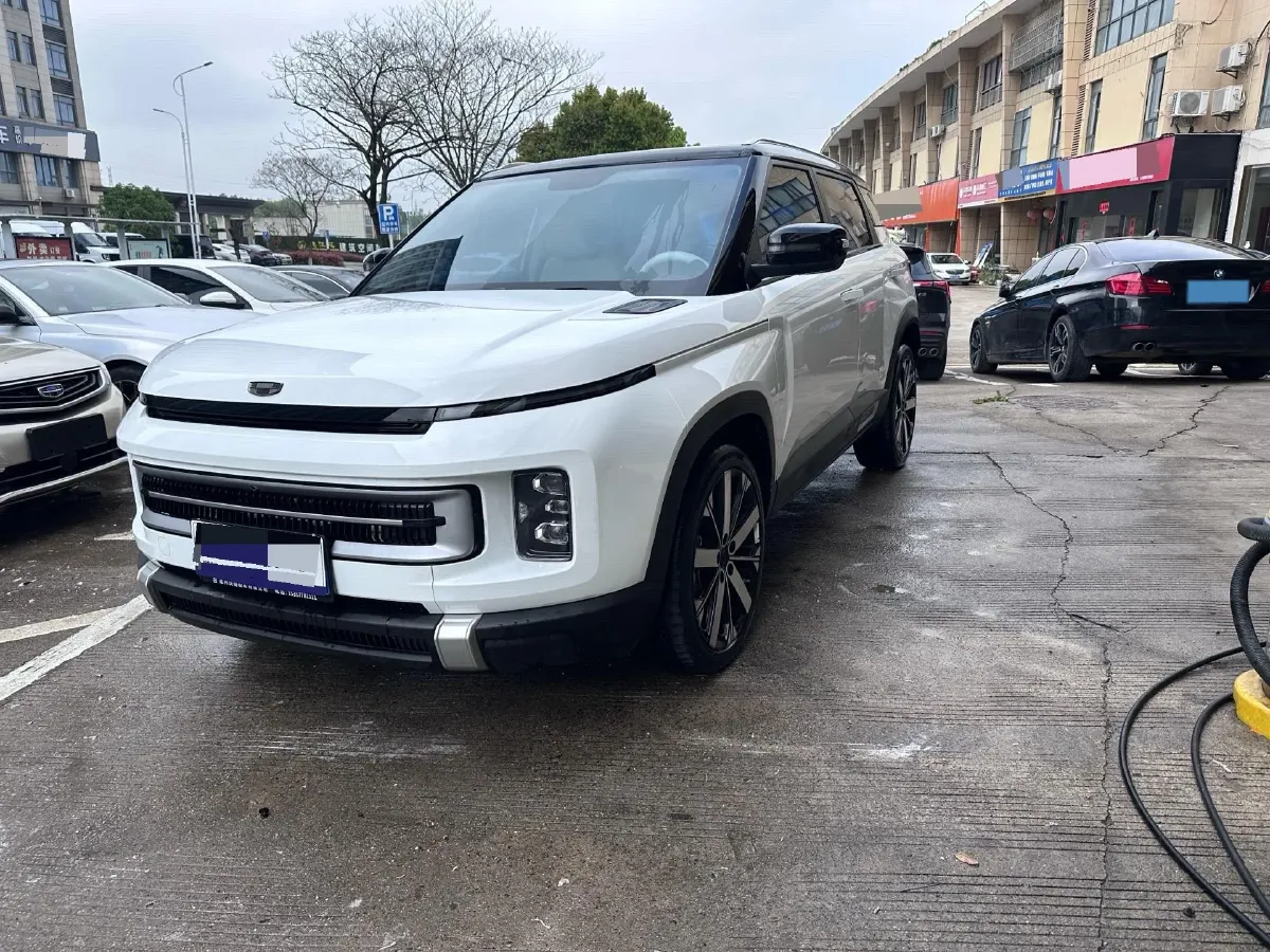 2023 Geely ICON 1.5T 181HP L4 7DCT,autocango,china used car exporter,china ev exporter,chinese used car exporter,chinese used ev exporter