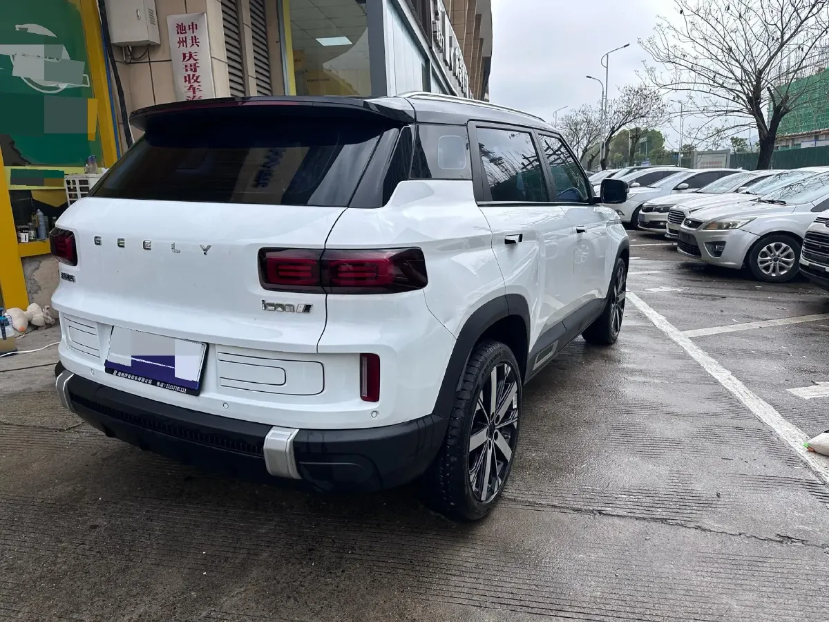 2023 Geely ICON 1.5T 181HP L4 7DCT,autocango,china used car exporter,china ev exporter,chinese used car exporter,chinese used ev exporter