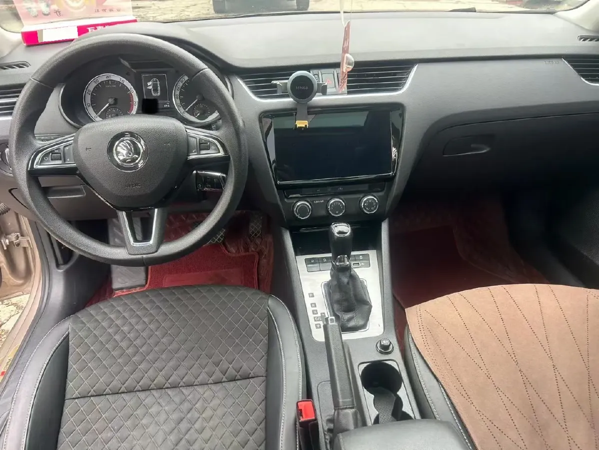 2019 Skoda Octavia 1.5L 116HP L4 6AT,autocango,china used car exporter,china ev exporter,chinese used car exporter,chinese used ev exporter