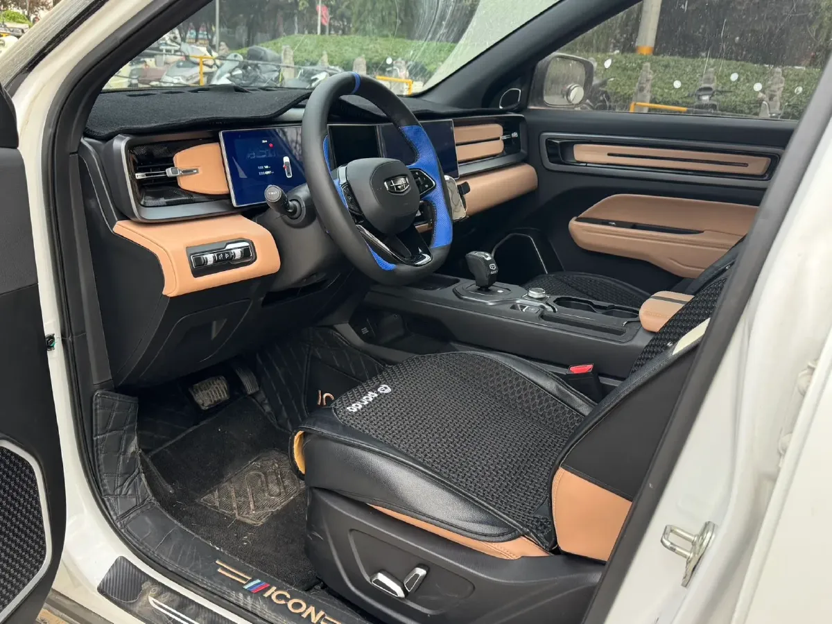 2023 Geely ICON 1.5T 181HP L4 7DCT,autocango,china used car exporter,china ev exporter,chinese used car exporter,chinese used ev exporter