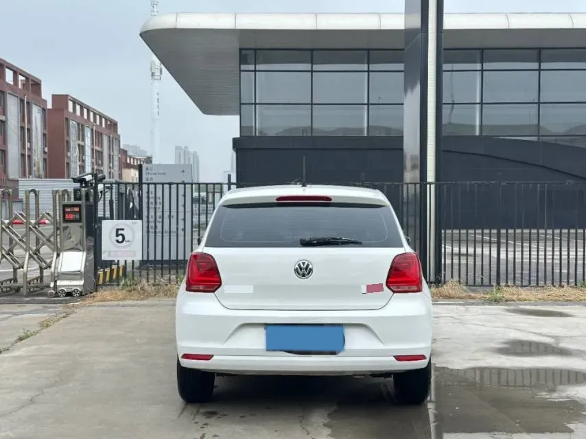 2016 Volkswagen Polo 1.4L 90HP L4 5MT,autocango,china used car exporter,china ev exporter,chinese used car exporter,chinese used ev exporter