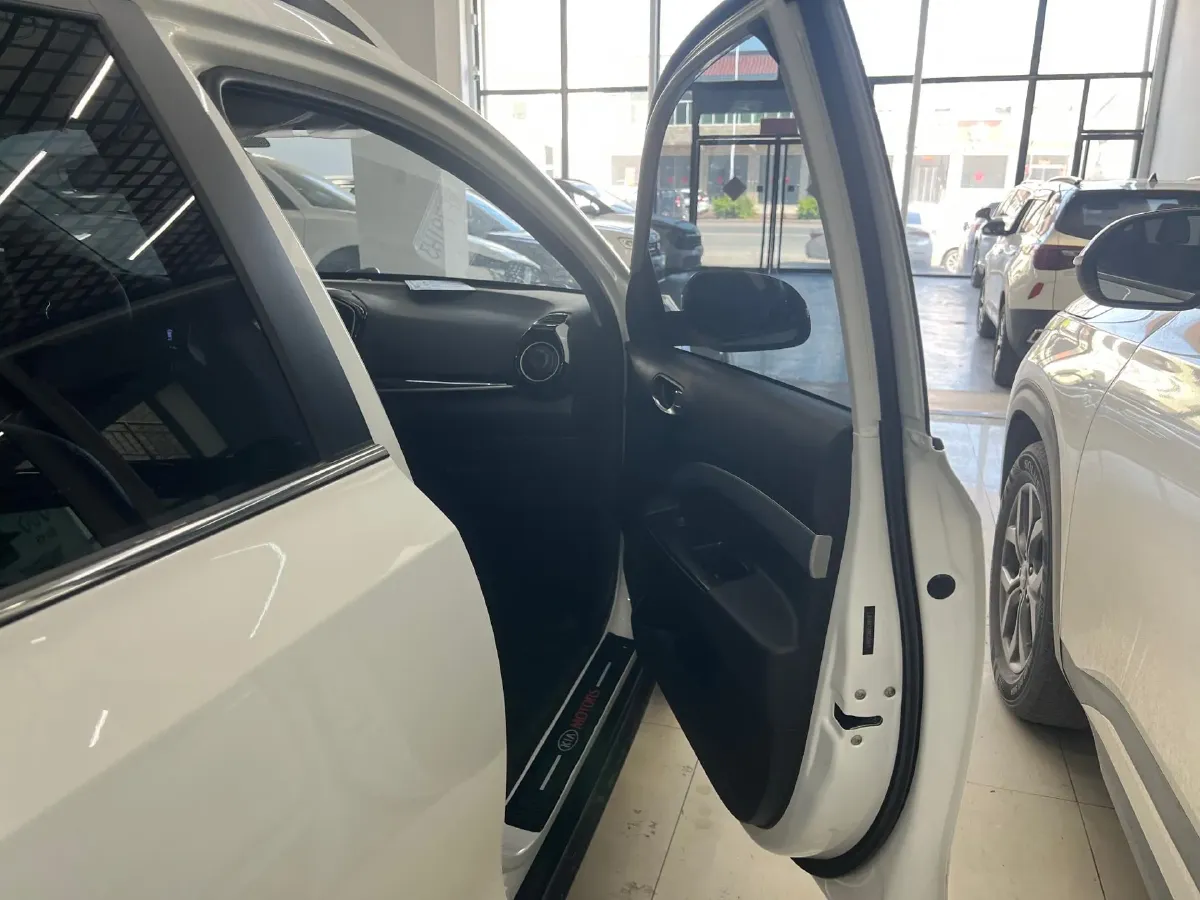 2021 Kia KX1 1.4L 100HP L4 6AT,autocango,china used car exporter,china ev exporter,chinese used car exporter,chinese used ev exporter