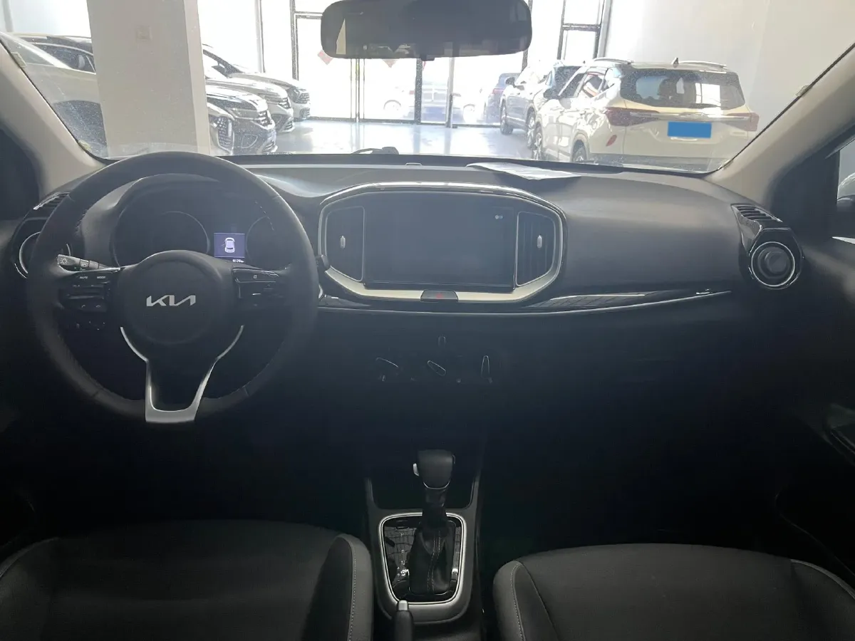 2021 Kia KX1 1.4L 100HP L4 6AT,autocango,china used car exporter,china ev exporter,chinese used car exporter,chinese used ev exporter
