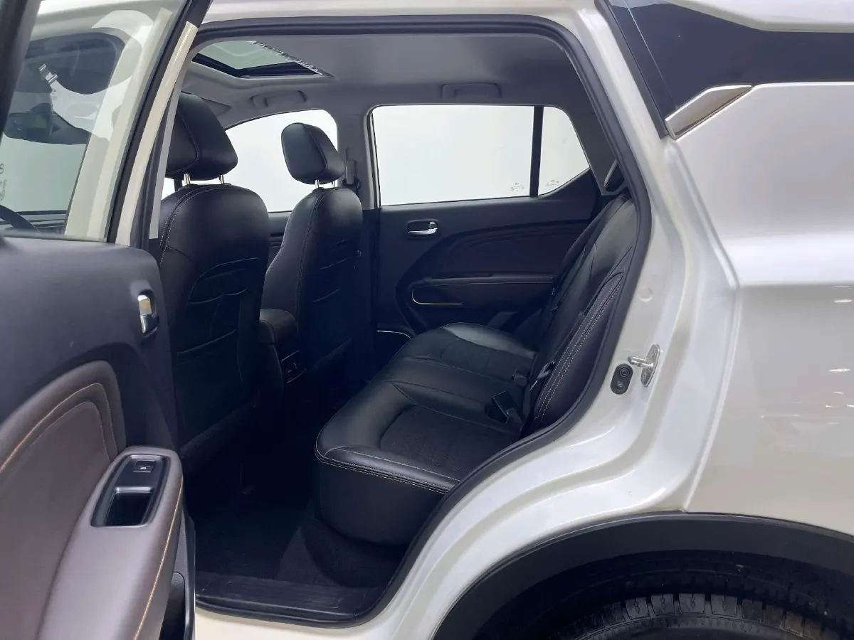 2019 GAC Trumpchi GS3 1.5T 163HP L3 7DCT,autocango,china used car exporter,china ev exporter,chinese used car exporter,chinese used ev exporter