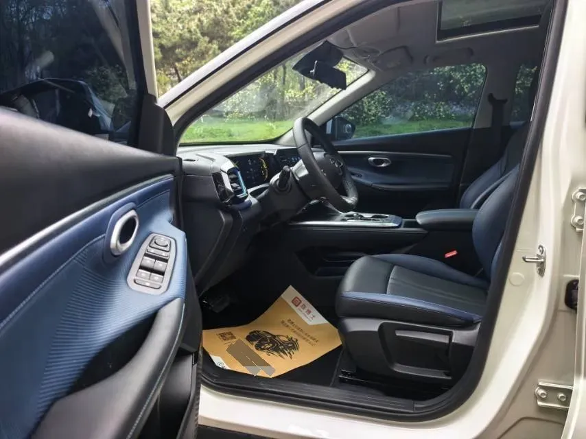 2023 GAC Trumpchi GS3 1.5T 177HP L4 7DCT,autocango,china used car exporter,china ev exporter,chinese used car exporter,chinese used ev exporter