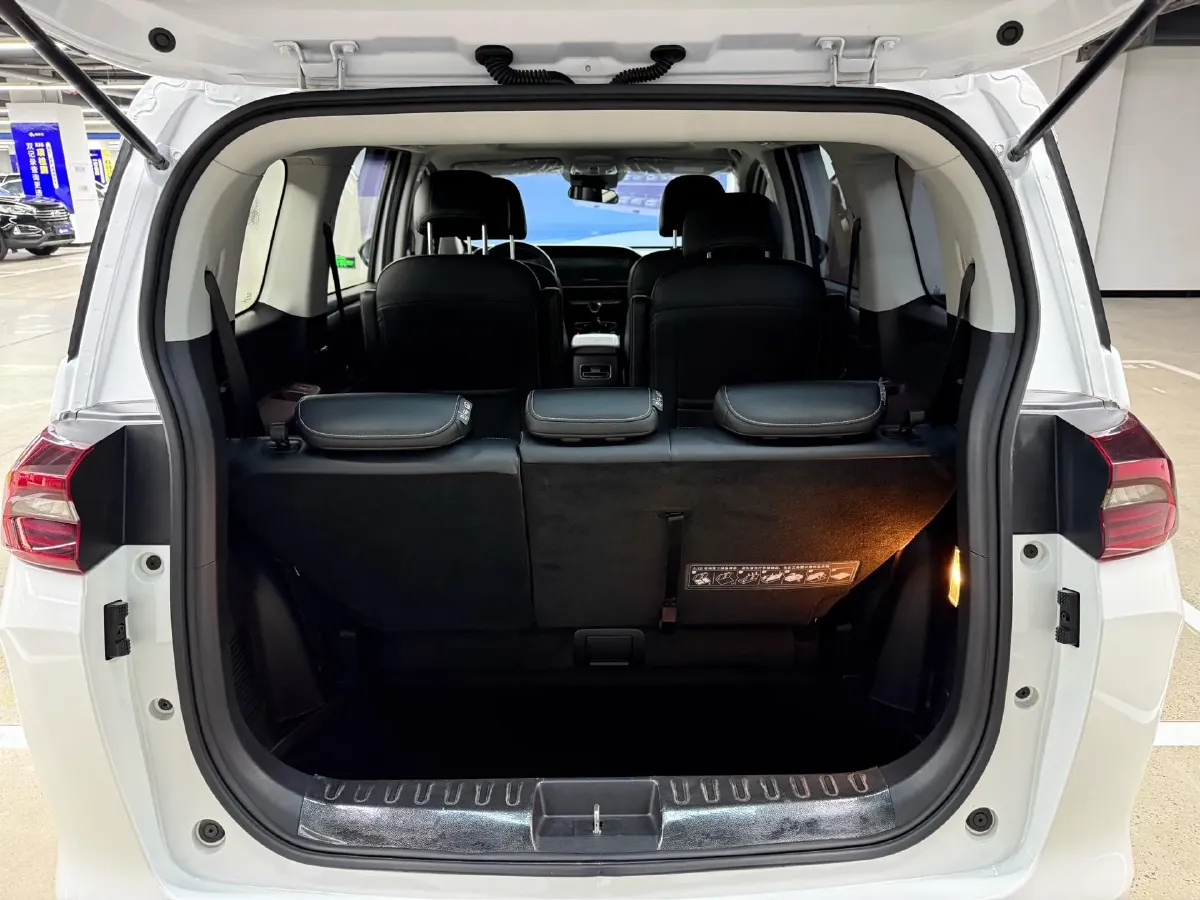 2021 GAC Trumpchi M6 1.5T 169HP L4 6AT,autocango,china used car exporter,china ev exporter,chinese used car exporter,chinese used ev exporter