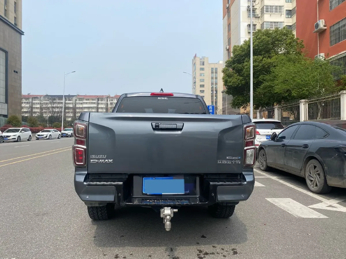2021 Isuzu D-MAX 1.9T 163HP L4 6AT,autocango,china used car exporter,china ev exporter,chinese used car exporter,chinese used ev exporter