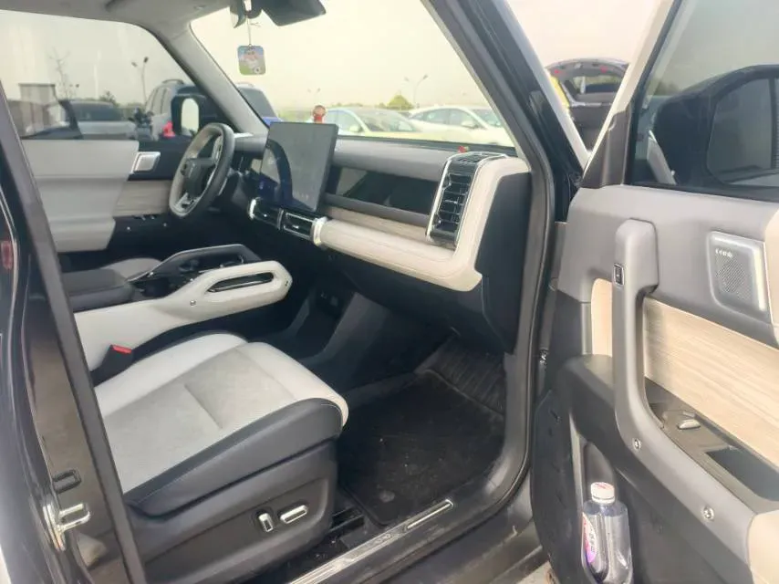 2024 Dongfeng RuiQi 7 2.0T 228HP L4 8AT,autocango,china used car exporter,china ev exporter,chinese used car exporter,chinese used ev exporter