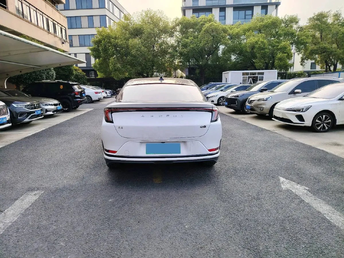 2023 ARCFOX αS BEV 94.5KWH,autocango,china used car exporter,china ev exporter,chinese used car exporter,chinese used ev exporter