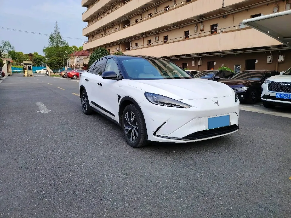 2023 ARCFOX αS BEV 94.5KWH,autocango,china used car exporter,china ev exporter,chinese used car exporter,chinese used ev exporter