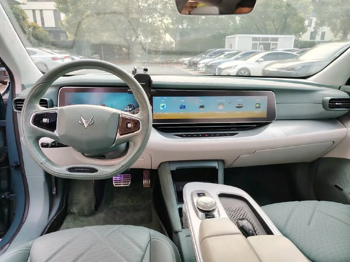 2023 ARCFOX αS BEV 94.5KWH,autocango,china used car exporter,china ev exporter,chinese used car exporter,chinese used ev exporter