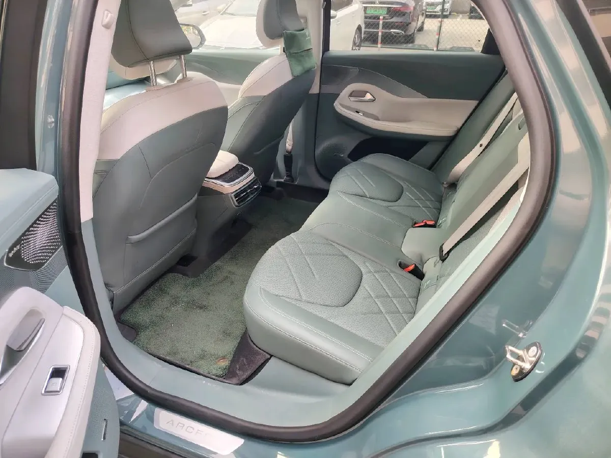 2023 ARCFOX αS BEV 94.5KWH,autocango,china used car exporter,china ev exporter,chinese used car exporter,chinese used ev exporter