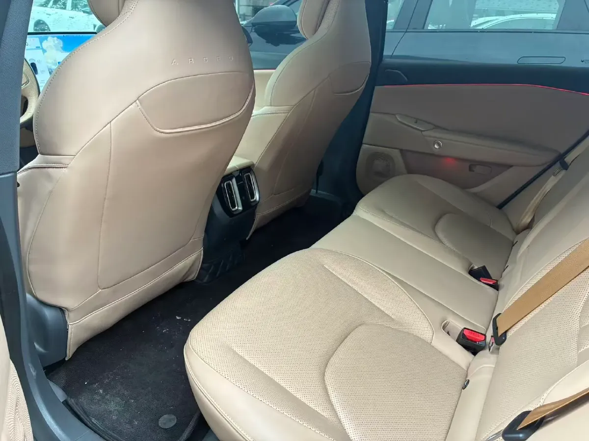 2025 ARCFOX αS5 BEV,autocango,china used car exporter,china ev exporter,chinese used car exporter,chinese used ev exporter