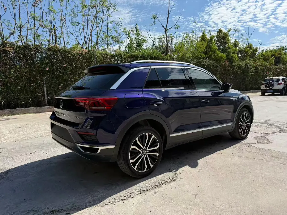 2022 Volkswagen T-Roc 1.4T 150HP L4 7DCT,autocango,china used car exporter,china ev exporter,chinese used car exporter,chinese used ev exporter