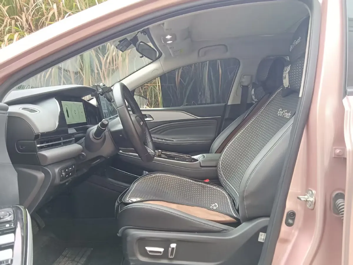 2025 ARCFOX αS5 BEV,autocango,china used car exporter,china ev exporter,chinese used car exporter,chinese used ev exporter