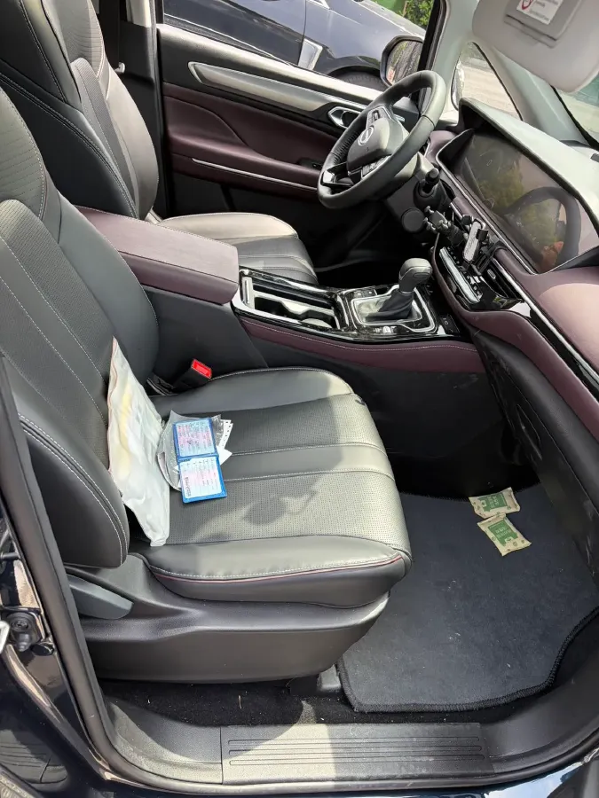 2023 GAC Trumpchi M6 1.5T 177HP L4 7DCT,autocango,china used car exporter,china ev exporter,chinese used car exporter,chinese used ev exporter