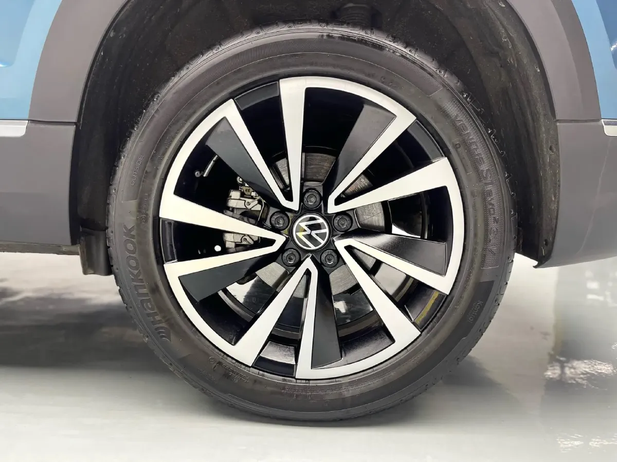 2021 Volkswagen Tharu 2.0T 186HP L4 7DCT,autocango,china used car exporter,china ev exporter,chinese used car exporter,chinese used ev exporter