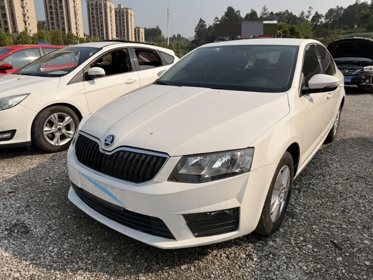 2017 Skoda Octavia 1.6L 110HP L4 6AT,autocango,china used car exporter,china ev exporter,chinese used car exporter,chinese used ev exporter