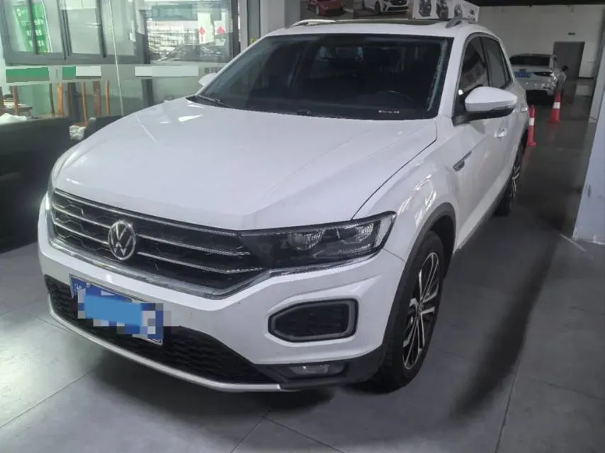 2021 Volkswagen T-Roc 1.4T 150HP L4 7DCT,autocango,china used car exporter,china ev exporter,chinese used car exporter,chinese used ev exporter