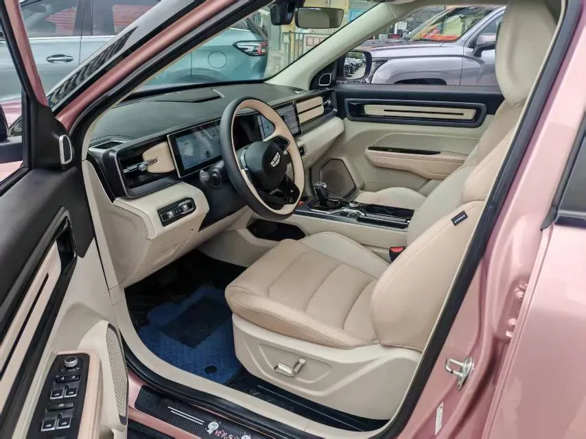 2023 Geely ICON 1.5T 181HP L4 7DCT,autocango,china used car exporter,china ev exporter,chinese used car exporter,chinese used ev exporter