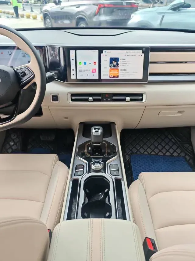 2023 Geely ICON 1.5T 181HP L4 7DCT,autocango,china used car exporter,china ev exporter,chinese used car exporter,chinese used ev exporter