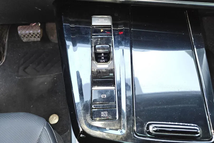 2024 Volkswagen Talagon 2.0T 220HP L4 7DCT,autocango,china used car exporter,china ev exporter,chinese used car exporter,chinese used ev exporter