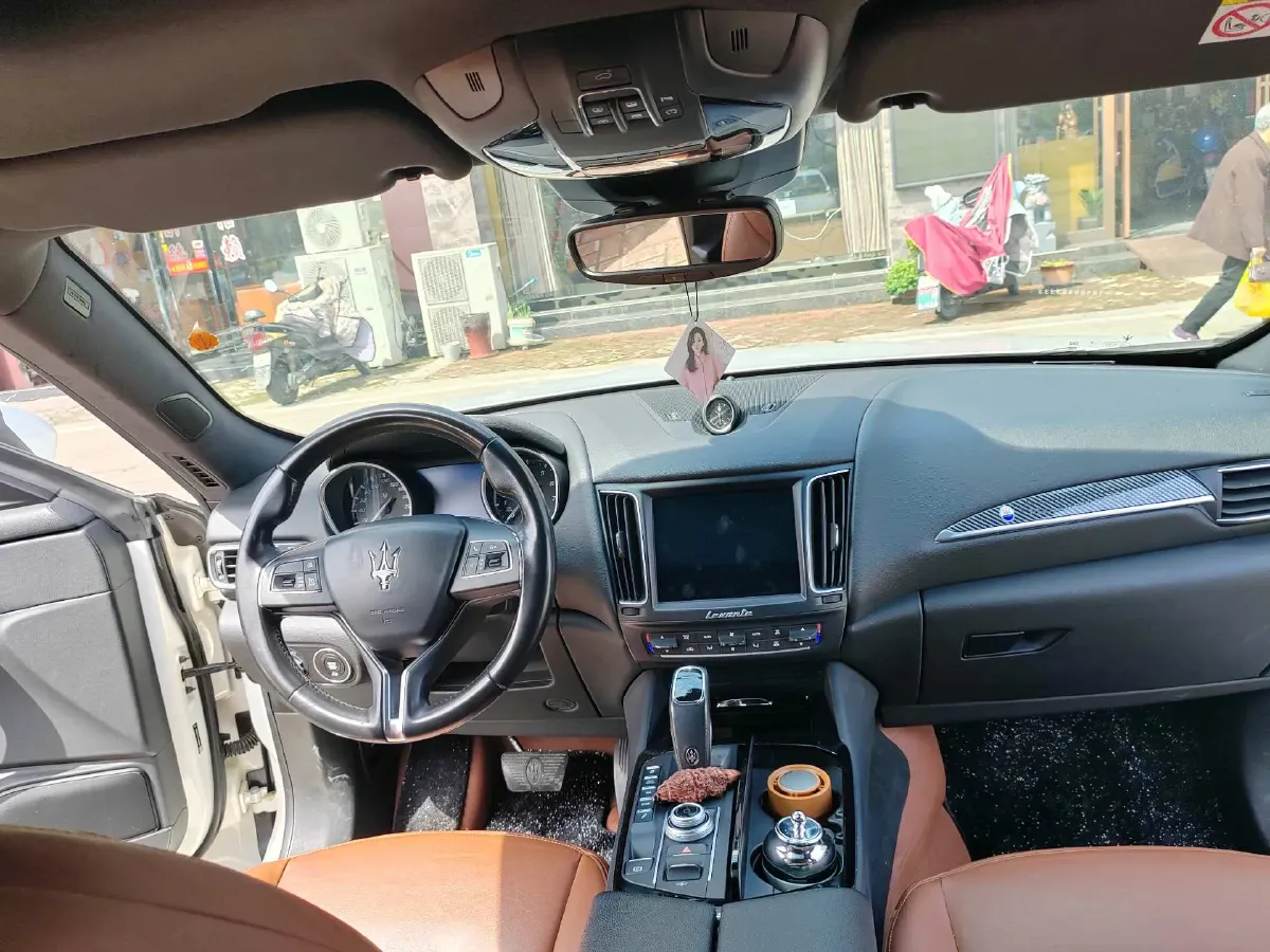 2018 Jaguar XJ 3.0T 340HP V6 8AT,autocango,china used car exporter,china ev exporter,chinese used car exporter,chinese used ev exporter