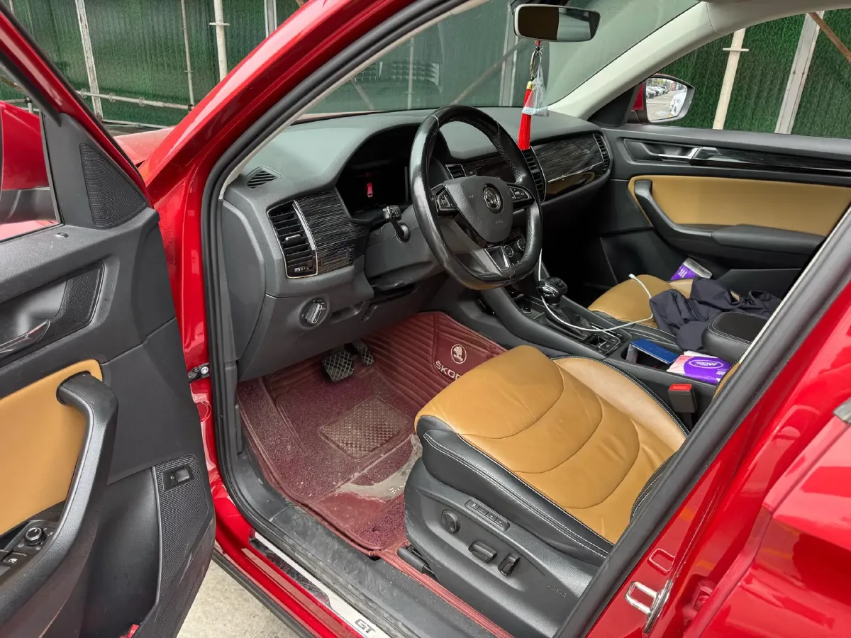 2019 Skoda Kodiak GT 2.0T 220HP L4 7DCT,autocango,china used car exporter,china ev exporter,chinese used car exporter,chinese used ev exporter