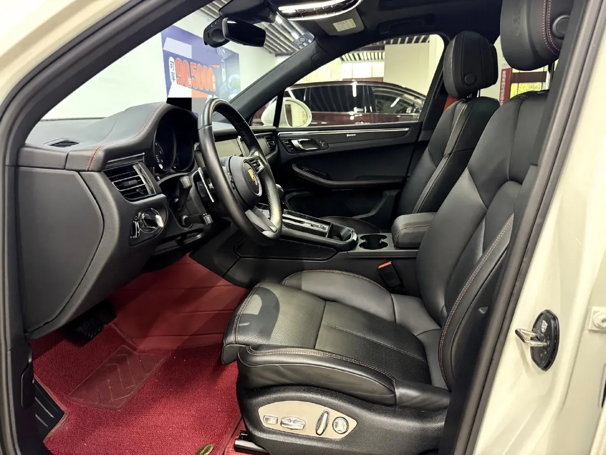 2022 Porsche Macan 2.0T 265HP L4 7DCT,autocango,china used car exporter,china ev exporter,chinese used car exporter,chinese used ev exporter