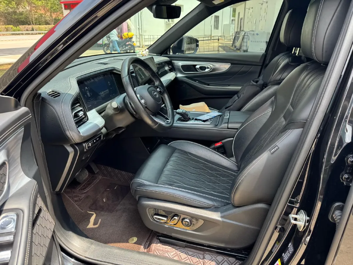 2024 GAC Trumpchi GS8 2.0T 252HP L4 8AT,autocango,china used car exporter,china ev exporter,chinese used car exporter,chinese used ev exporter