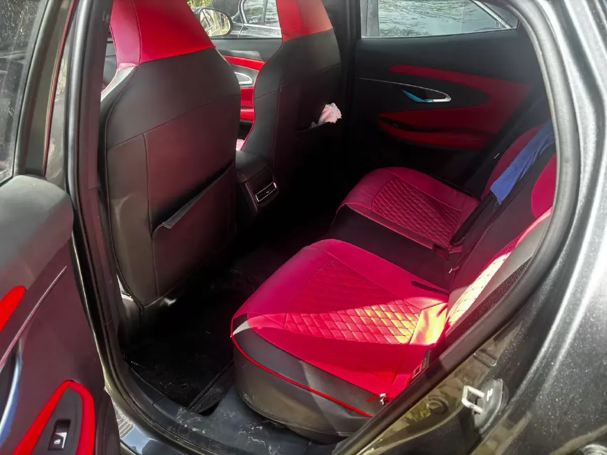 2022 ChangAn UNI-T 2.0T 233HP L4 8AT,autocango,china used car exporter,china ev exporter,chinese used car exporter,chinese used ev exporter