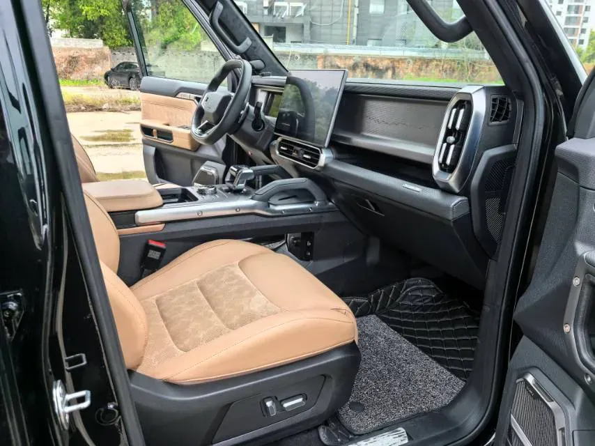 2023 Jetour Traveller 2.0T 254HP L4 7DCT,autocango,china used car exporter,china ev exporter,chinese used car exporter,chinese used ev exporter