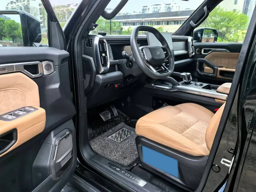 2023 Jetour Traveller 2.0T 254HP L4 7DCT,autocango,china used car exporter,china ev exporter,chinese used car exporter,chinese used ev exporter