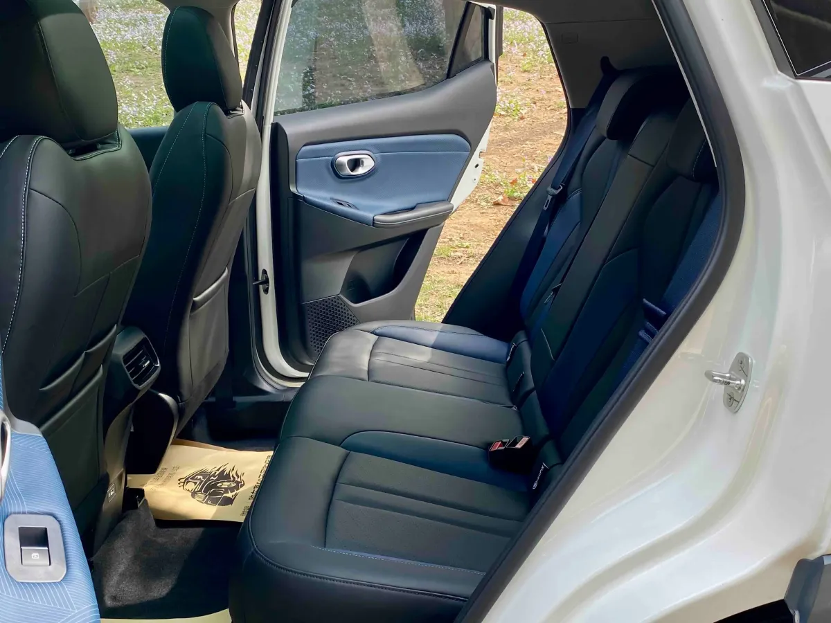 2023 GAC Trumpchi GS3 1.5T 177HP L4 7DCT,autocango,china used car exporter,china ev exporter,chinese used car exporter,chinese used ev exporter