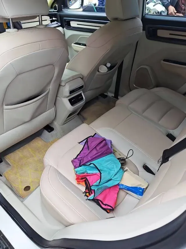 2023 Geely ICON 1.5T 181HP L4 7DCT,autocango,china used car exporter,china ev exporter,chinese used car exporter,chinese used ev exporter