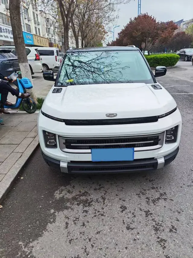 2023 Geely ICON 1.5T 181HP L4 7DCT,autocango,china used car exporter,china ev exporter,chinese used car exporter,chinese used ev exporter