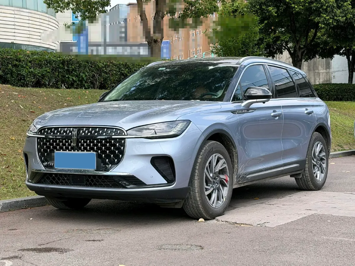 2023 Lincoln Corsair 2.0T 261HP L4 8AT,autocango,china used car exporter,china ev exporter,chinese used car exporter,chinese used ev exporter