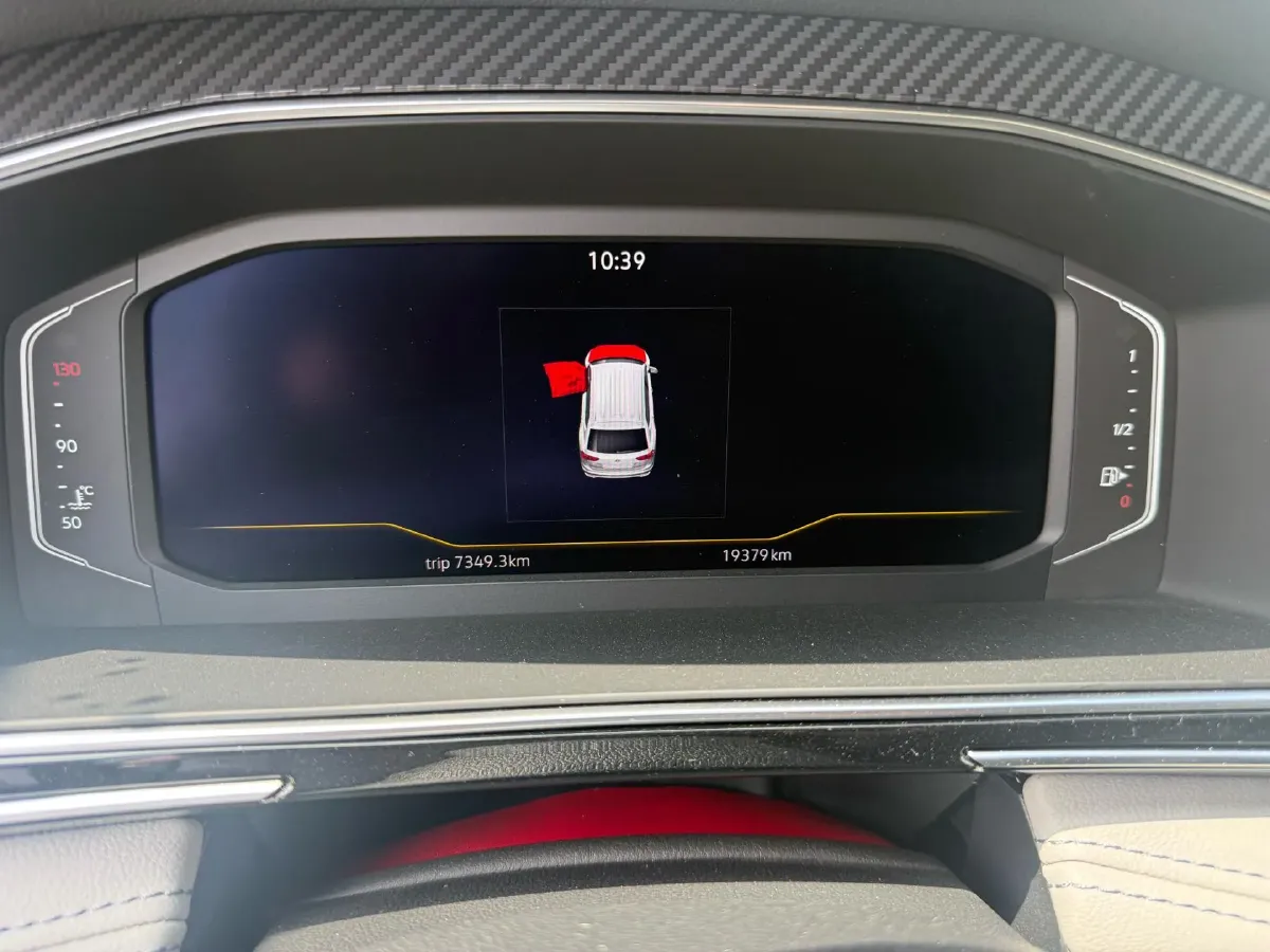 2024 Volkswagen Tiguan L 2.0T 186HP L4 7DCT,autocango,china used car exporter,china ev exporter,chinese used car exporter,chinese used ev exporter