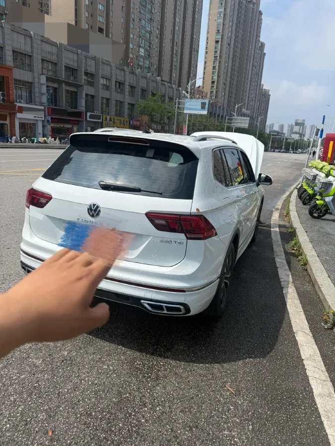 2024 Volkswagen Tiguan L 2.0T 186HP L4 7DCT,autocango,china used car exporter,china ev exporter,chinese used car exporter,chinese used ev exporter